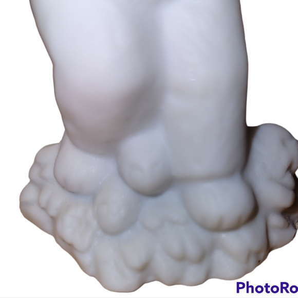 Porcelain Figurine of a Child in a Bunny Costume with a Easter Basket - Picture 5 of 7